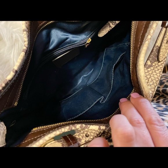 Coach purse - Picture 4 of 4